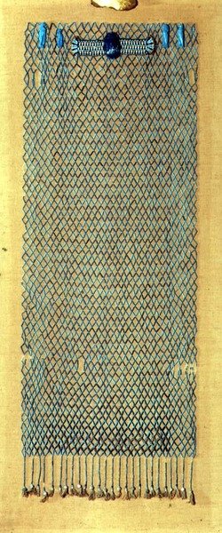 अंत्येष्टि मनका जाल, 600 ईसा पूर्व के बाद (faience) द्वारा देर से मिस्र