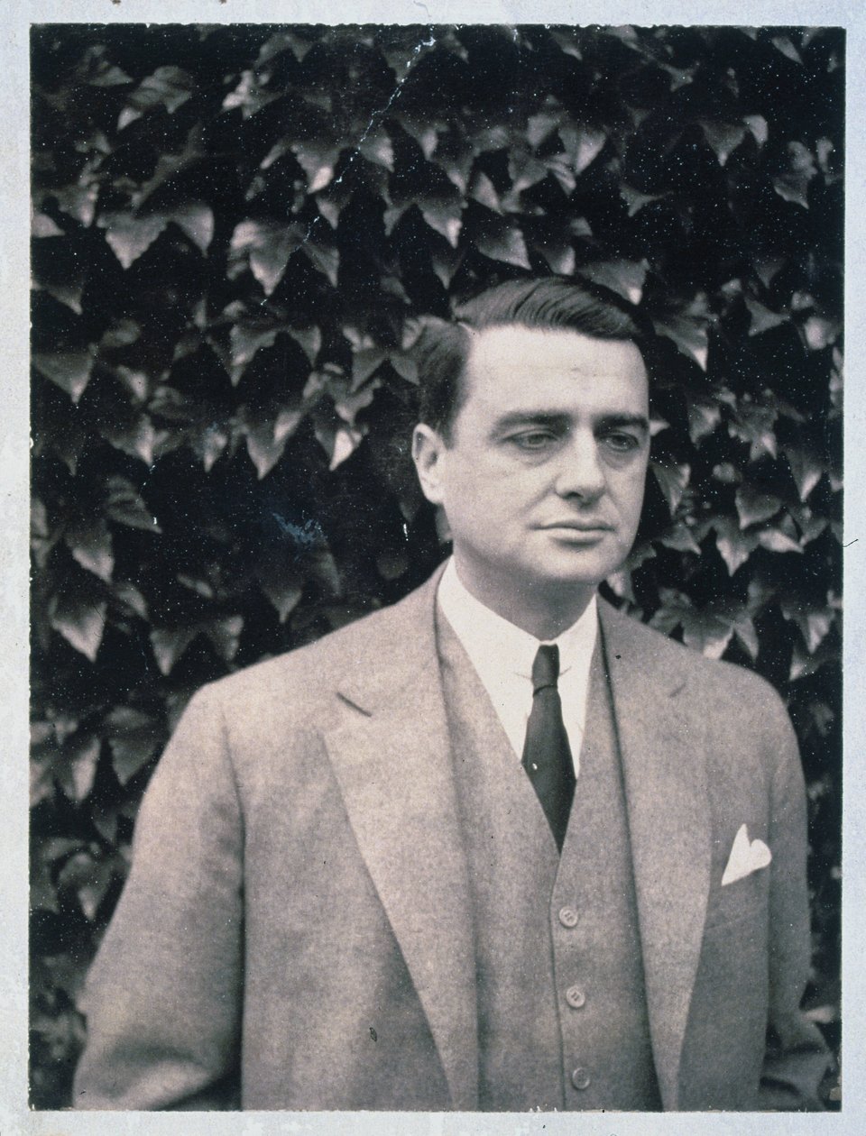एडविन हर्बर्ट लैंड, अमेरिकी वैज्ञानिक और आविष्कारक, c 1935 द्वारा अज्ञात अज्ञात