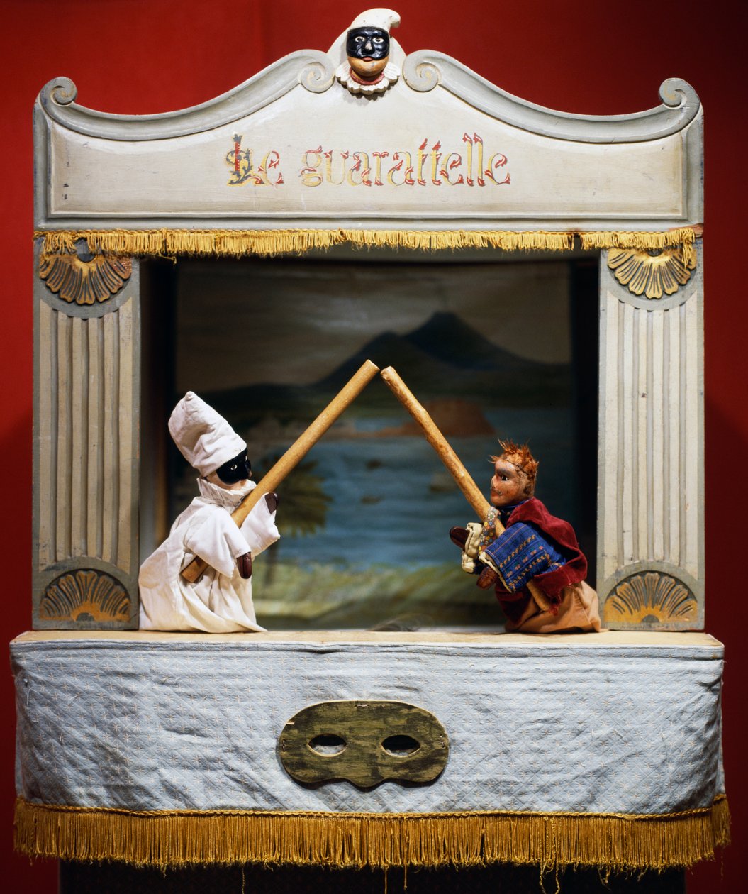 पंच (Pulcinella) और Pasquale Terremoto, मारिया इम्पेराट्रिस ग्वारटेल थिएटर, नेपल्स, इटली से कठपुतली द्वारा अज्ञात अज्ञात
