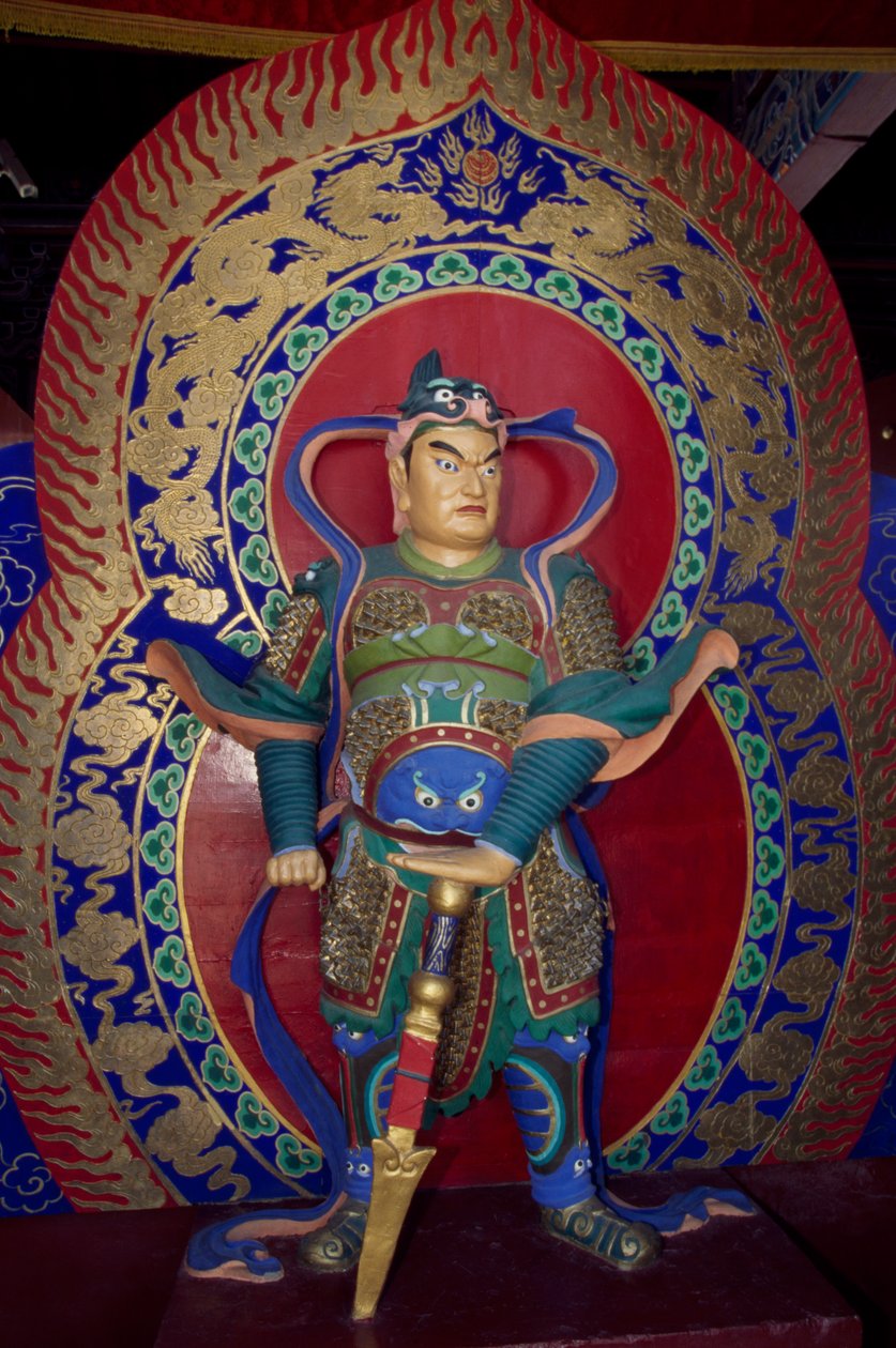 चीन के दातोंग के पास यिंगक्सियन (या शाक्यमुनि शिवालय) के लकड़ी के शिवालय के अंदर एक योद्धा की मूर्ति। चीनी सभ्यता द्वारा अज्ञात अज्ञात