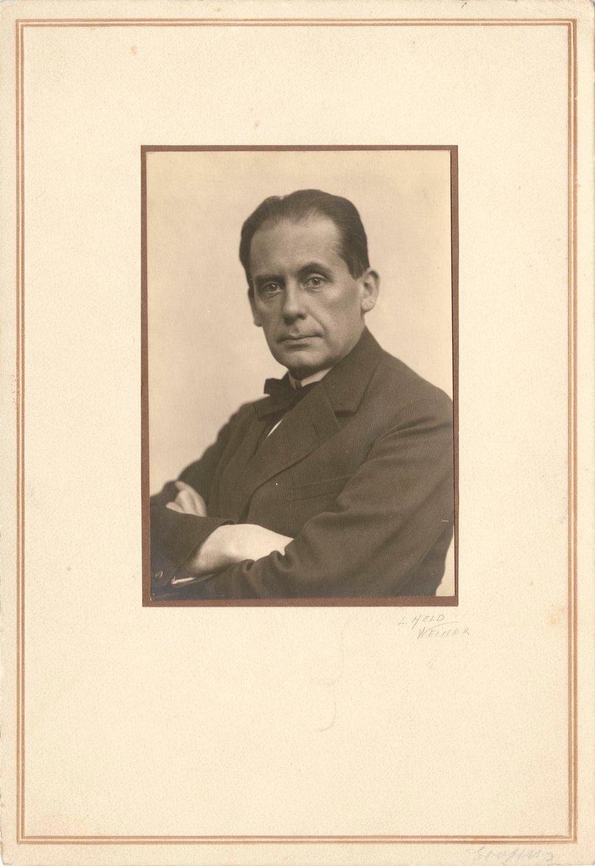 वाल्टर ग्रोपियस 1883-1969, 1920 के दशक की शुरुआत। द्वारा लुई नायक
