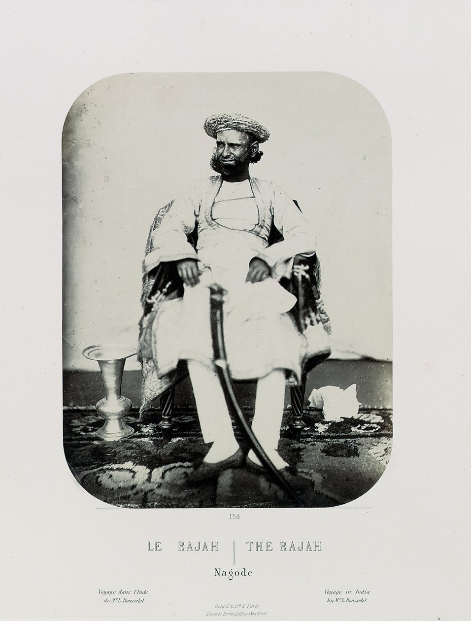 जुग नवीस ओडेयपौर के द्वीप में एक रॉयल नैच; राजह, सी .1865-68 (एल्बम प्रिंट) द्वारा लुई रूसेलेट
