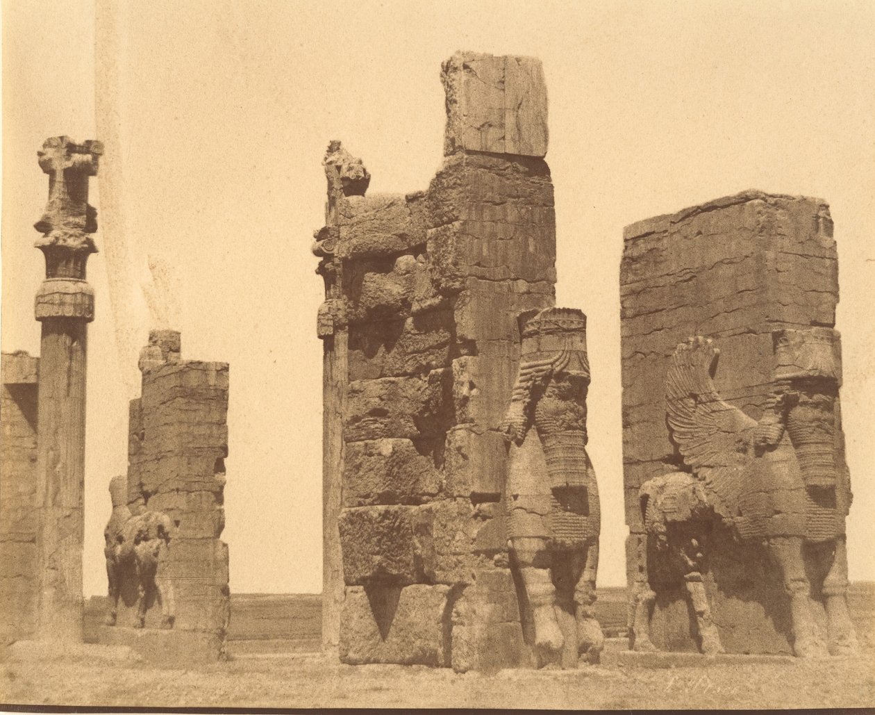 15 [सभी राष्ट्रों का गेट, पर्सेपोलिस, फ़ार्स], 1840-60 के दशक। द्वारा लुइगी पेस