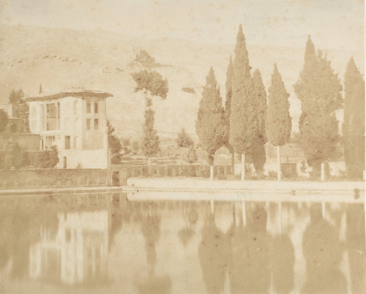 बाग-तख्त ए चिराज, 1858। द्वारा लुइगी पेस