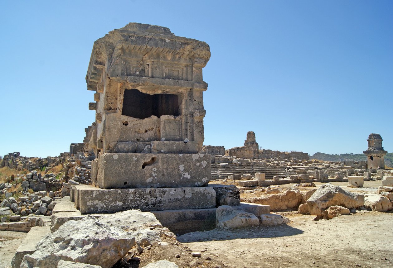 पिलर कब्र, ज़ैंथोस, तुर्की द्वारा Lycian