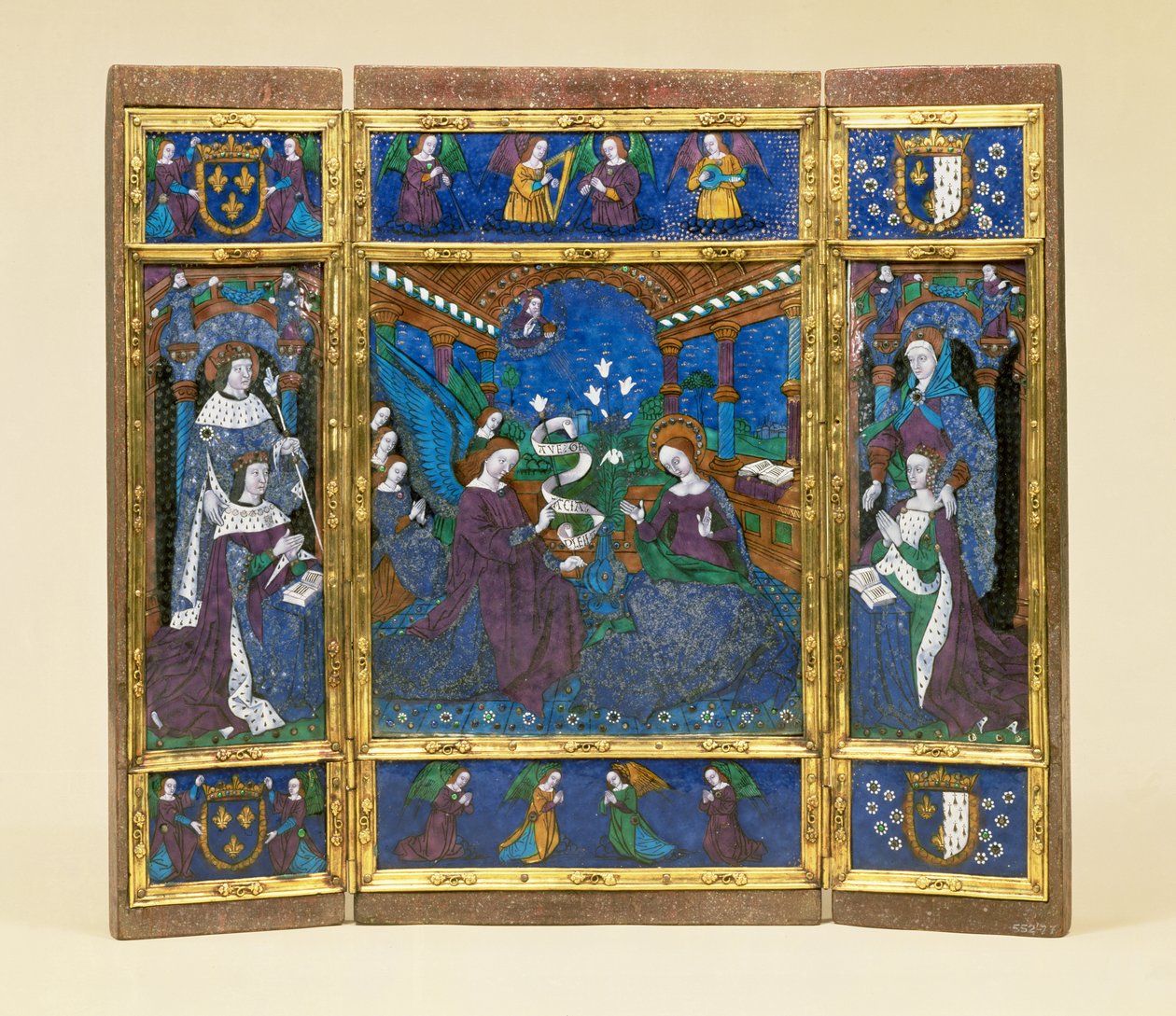 लुइस XII (1462-1515) और एनी डी ब्रेटगैन (1477-1514) के ट्रिप्टाइक के बीच एक अभिषेक दृश्य के साथ (पैनल पर मीनाकारी) द्वारा लुई बारहवीं के मास्टर Triptych