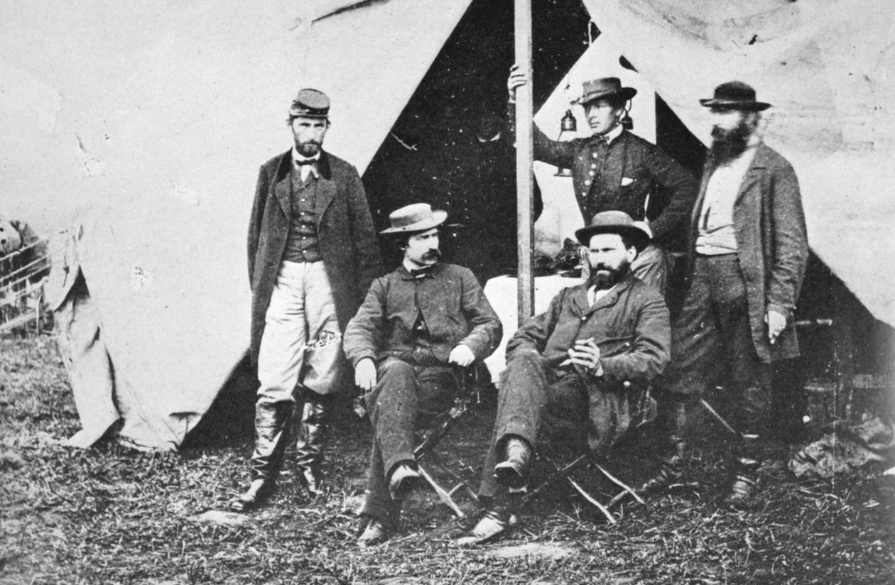 1862 की लड़ाई के बाद एंटिएटम में एलन पिंकर्टन द्वारा मैथ्यू बी ब्रैडी