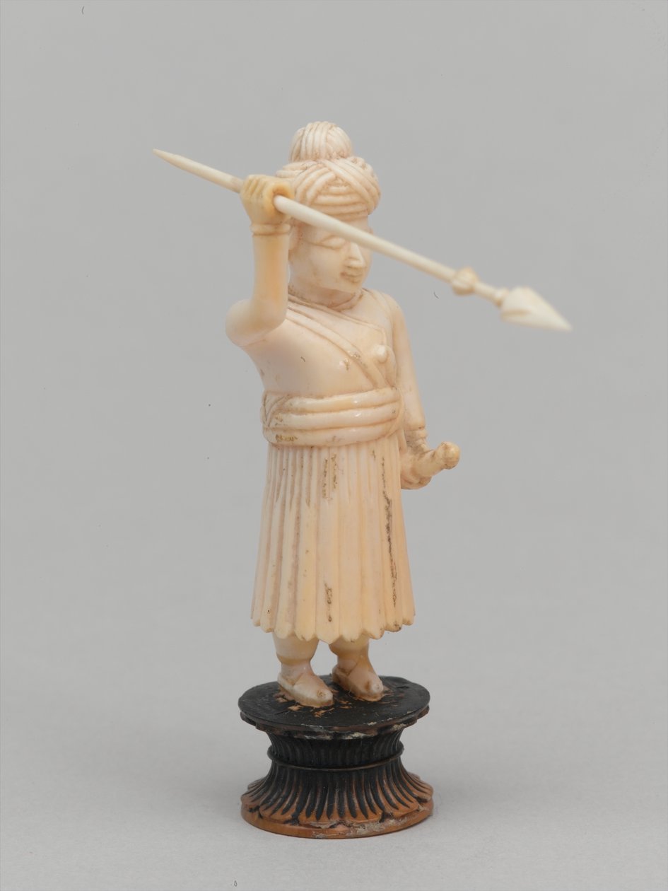 काला मोहरा, शतरंज का टुकड़ा, भारत, 1820 लगभग द्वारा मौरिस क्वेंटिन डी ला टूर