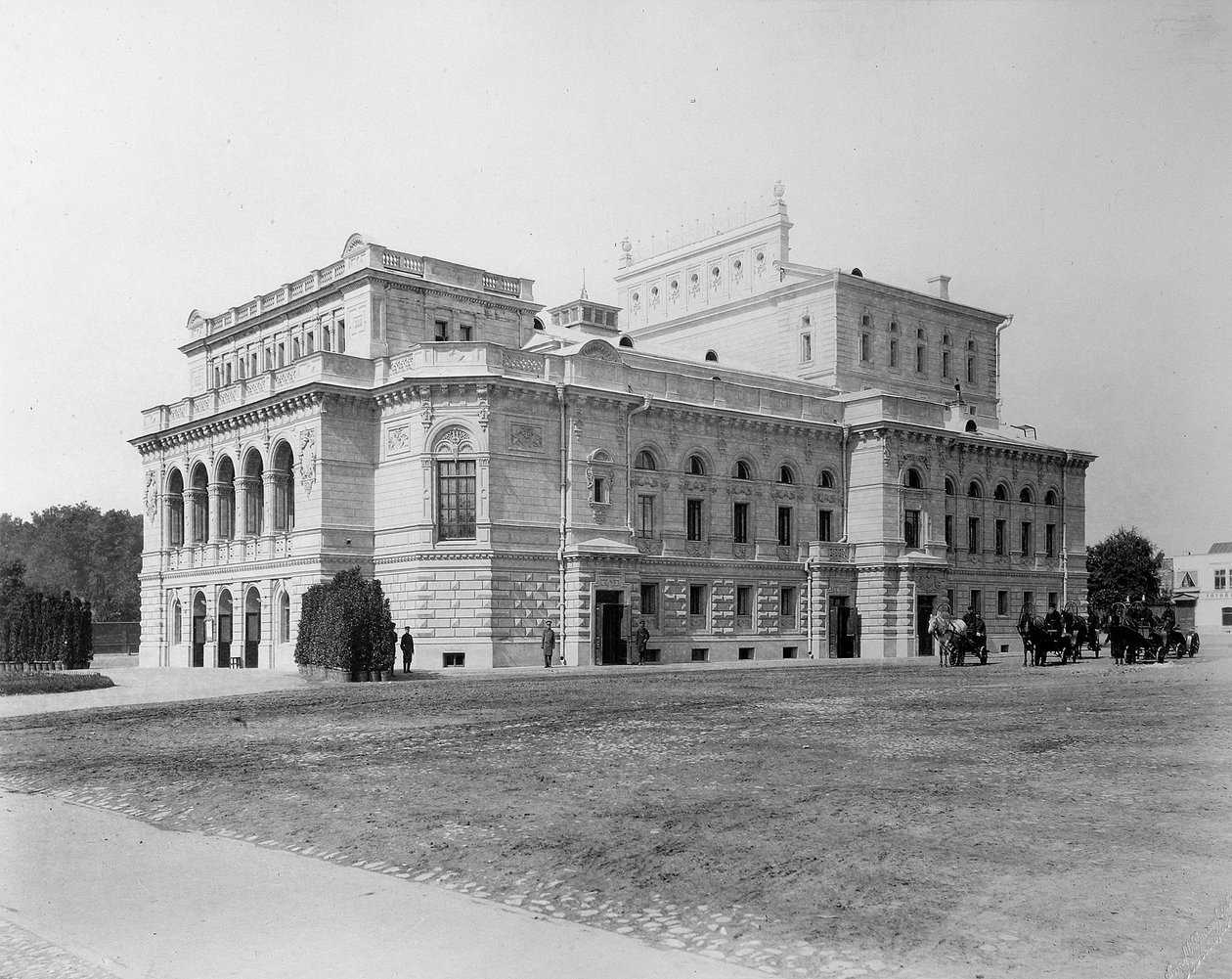 सिटी थिएटर, निज़नी नोवगोरोड, रूस, 1896। द्वारा मैक्सिम दिमित्री