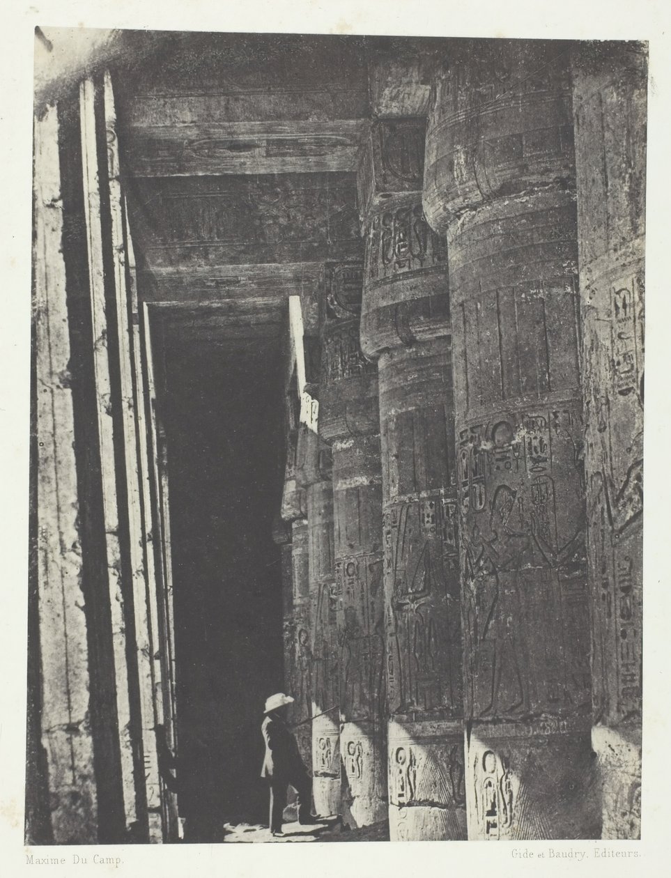 Medinet-Habou, गैलरी ऑफ़ द पैलेस ऑफ़ रामसेस-मियामौन, थेब्स, 184951, 1852 मुद्रित। द्वारा मैक्सिम डू कैंप
