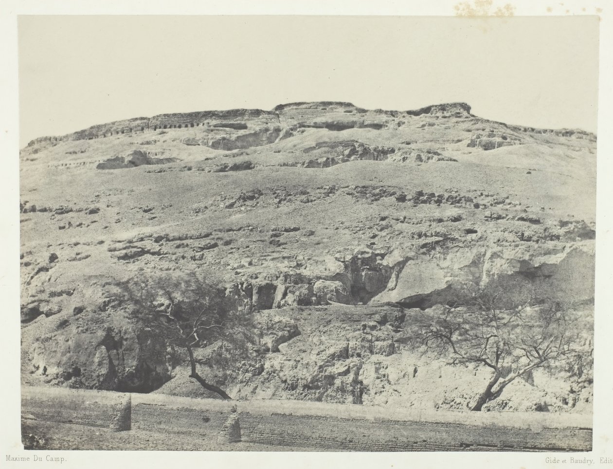 प्राचीन लाइकोपोलिस का क़ब्रिस्तान, ऊपरी मिस्र, 184951, 1852 मुद्रित। द्वारा मैक्सिम डू कैंप