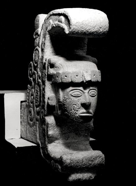उक्समल की रानी, मंदिर की नक्काशी, 987-1185 (बलुआ पत्थर) द्वारा माया