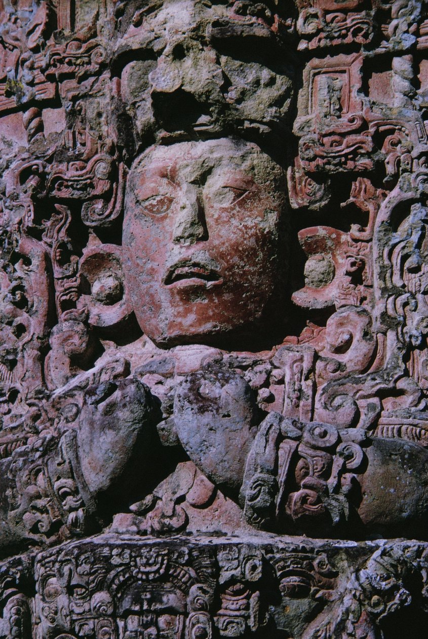 ग्रैंड प्लाजा (पत्थर) में स्टील (231827 का विवरण) द्वारा माया मय