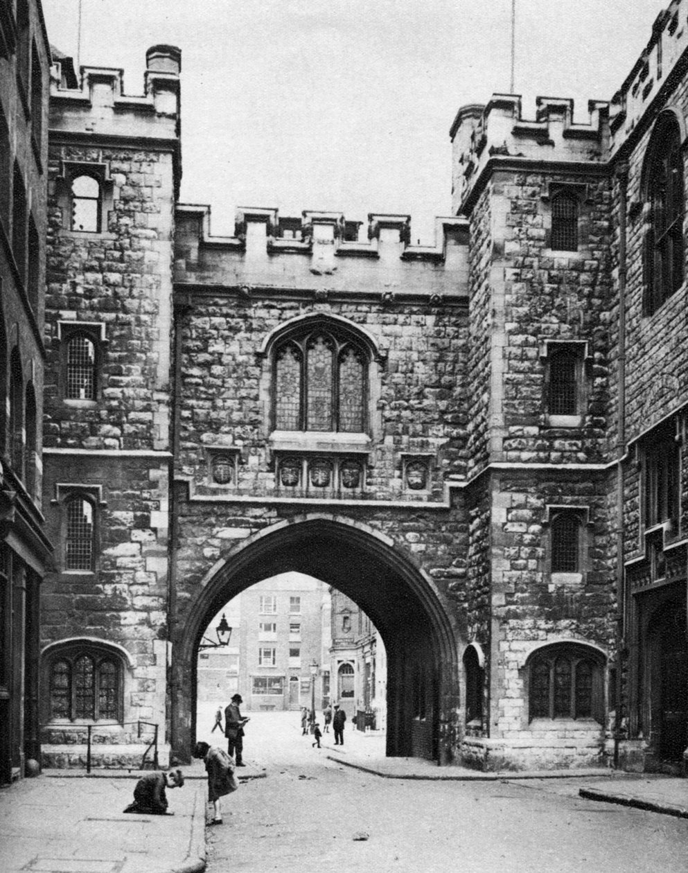 सेंट जॉन्स गेट ऑन ए संडे, क्लेरकेनवेल, लंदन, 1926-1927 द्वारा McLeish