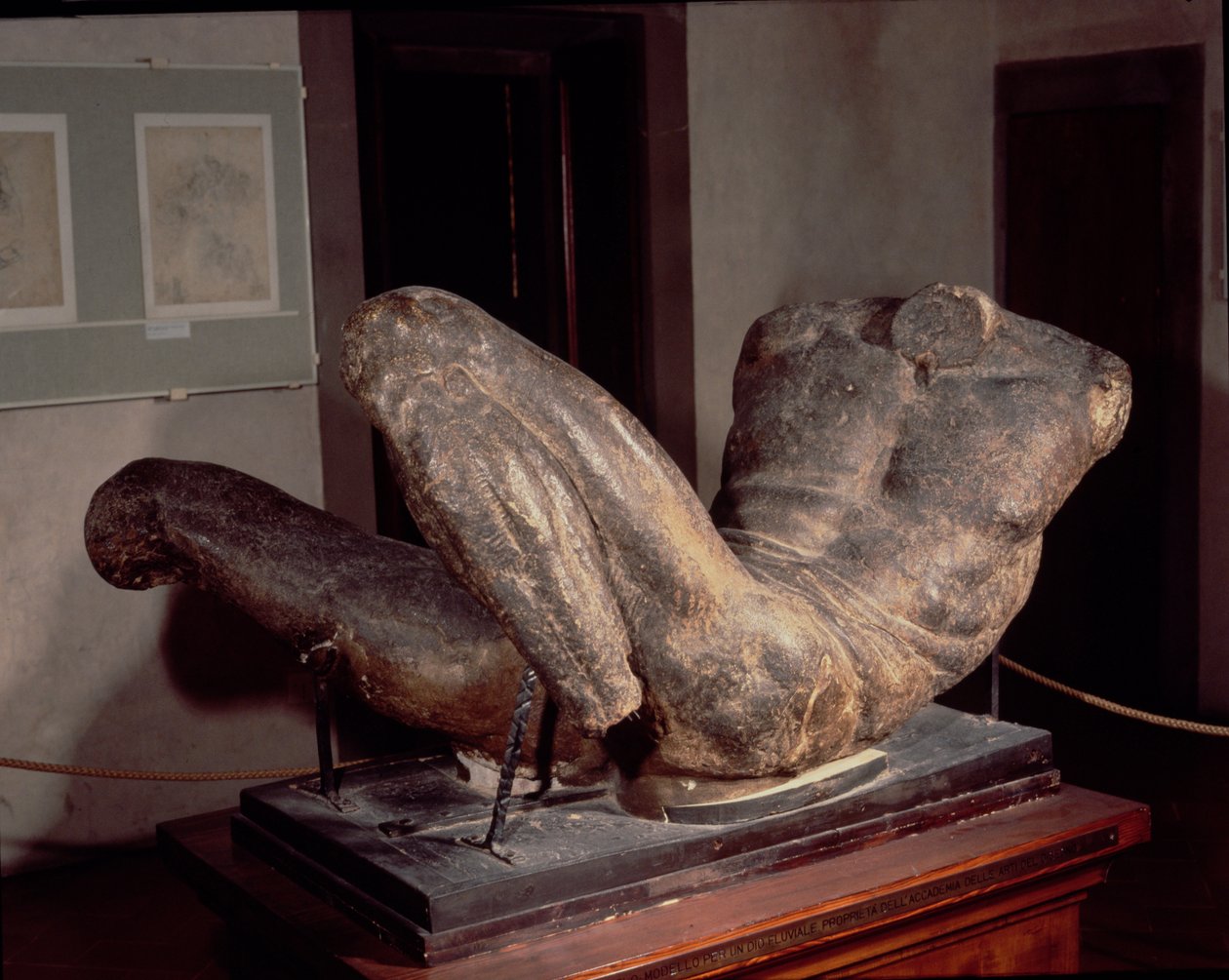 नदी भगवान, c.1524-27 (बिना मिट्टी, नदी की रेत, तार, जाल और पौधों के रेशे) द्वारा माइकल एंजेलो बुओनारोती