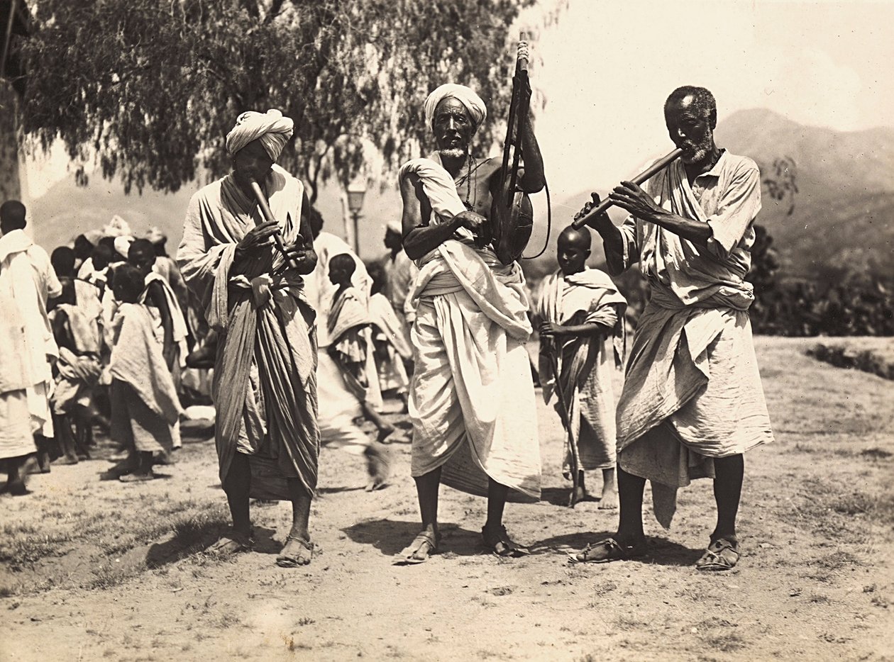 फासीवादी युग में 'बिल्डिंग ए एम्पायर': हबाब संगीतकार, 09/05/1936 (बी/डब्ल्यू फोटो) द्वारा मोडेस्टिनो बाल्डिनेटी