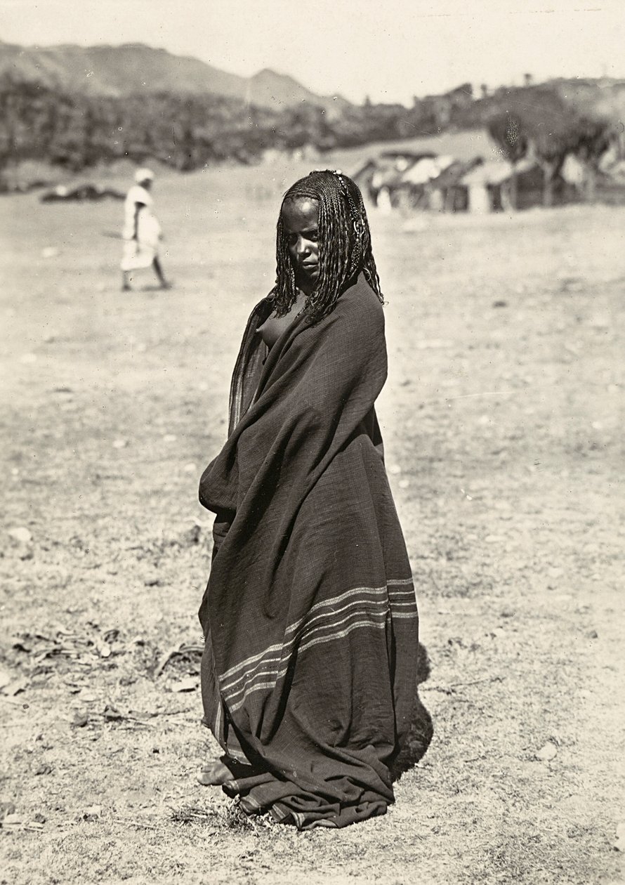 फासीवादी युग में 'बिल्डिंग ए एम्पायर': एक हबाब महिला, 09/05/1936 (बी/डब्ल्यू फोटो) द्वारा मोडेस्टिनो बाल्डिनेटी