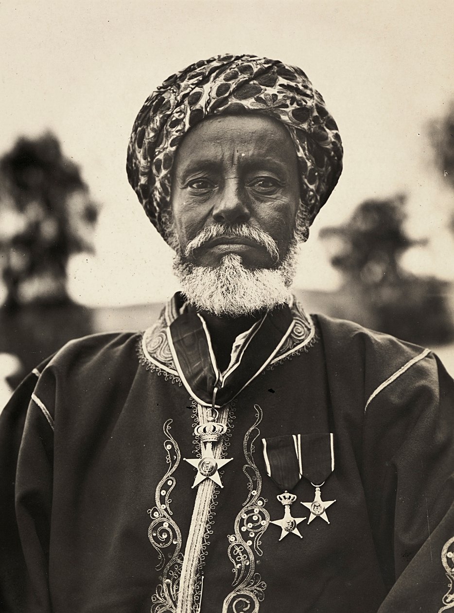 फासीवादी युग में 'बिल्डिंग ए एम्पायर': हबाब जनजाति के प्रमुख, 09/05/1936 (बी/डब्ल्यू फोटो) द्वारा मोडेस्टिनो बाल्डिनेटी
