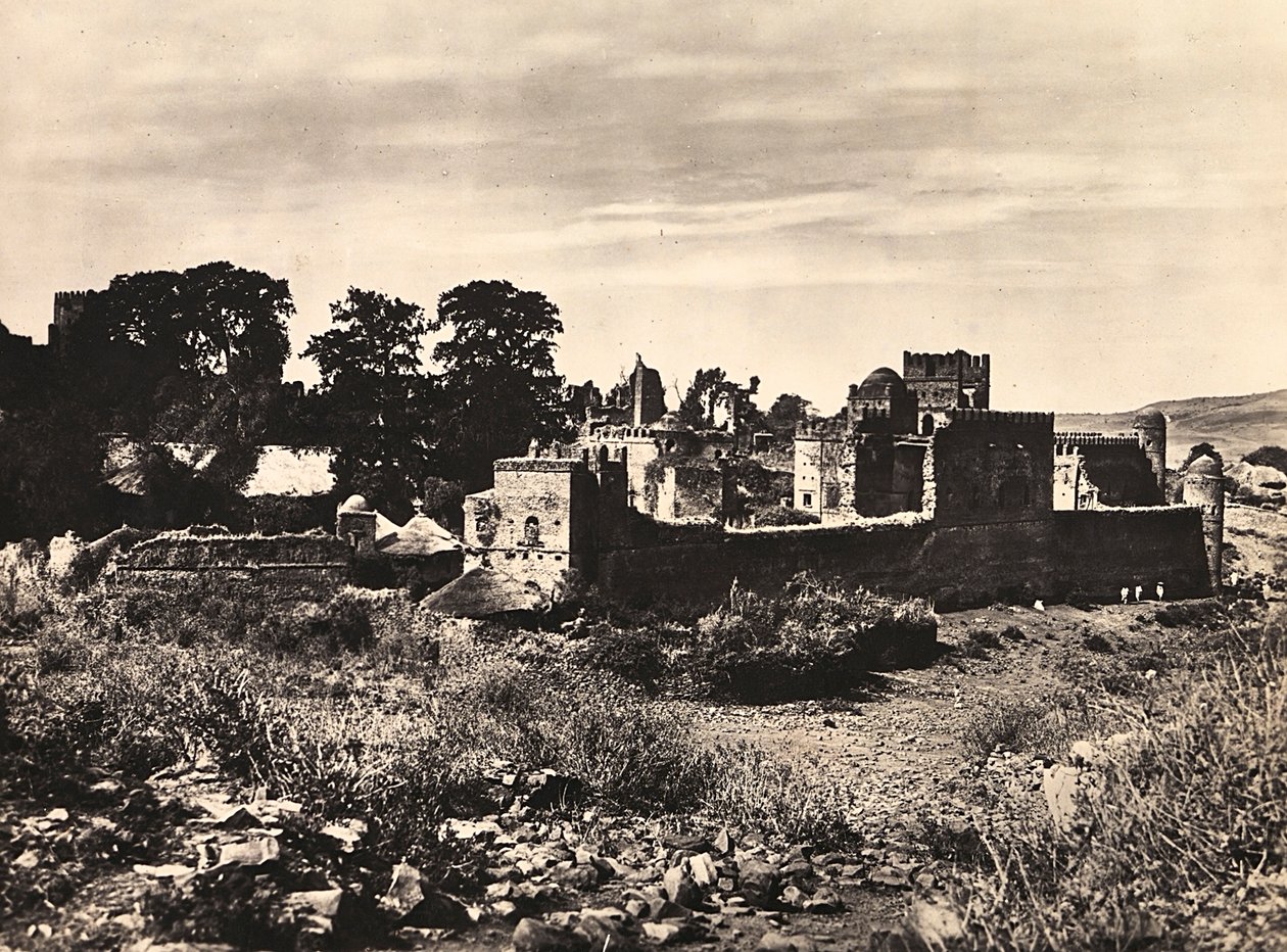 फासीवादी युग में 'बिल्डिंग ए एम्पायर': द कैसल ऑफ किंग फासिलदास इन गोंडर, इथियोपिया, 09/05/1936 (बी/डब्ल्यू फोटो) द्वारा मोडेस्टिनो बाल्डिनेटी