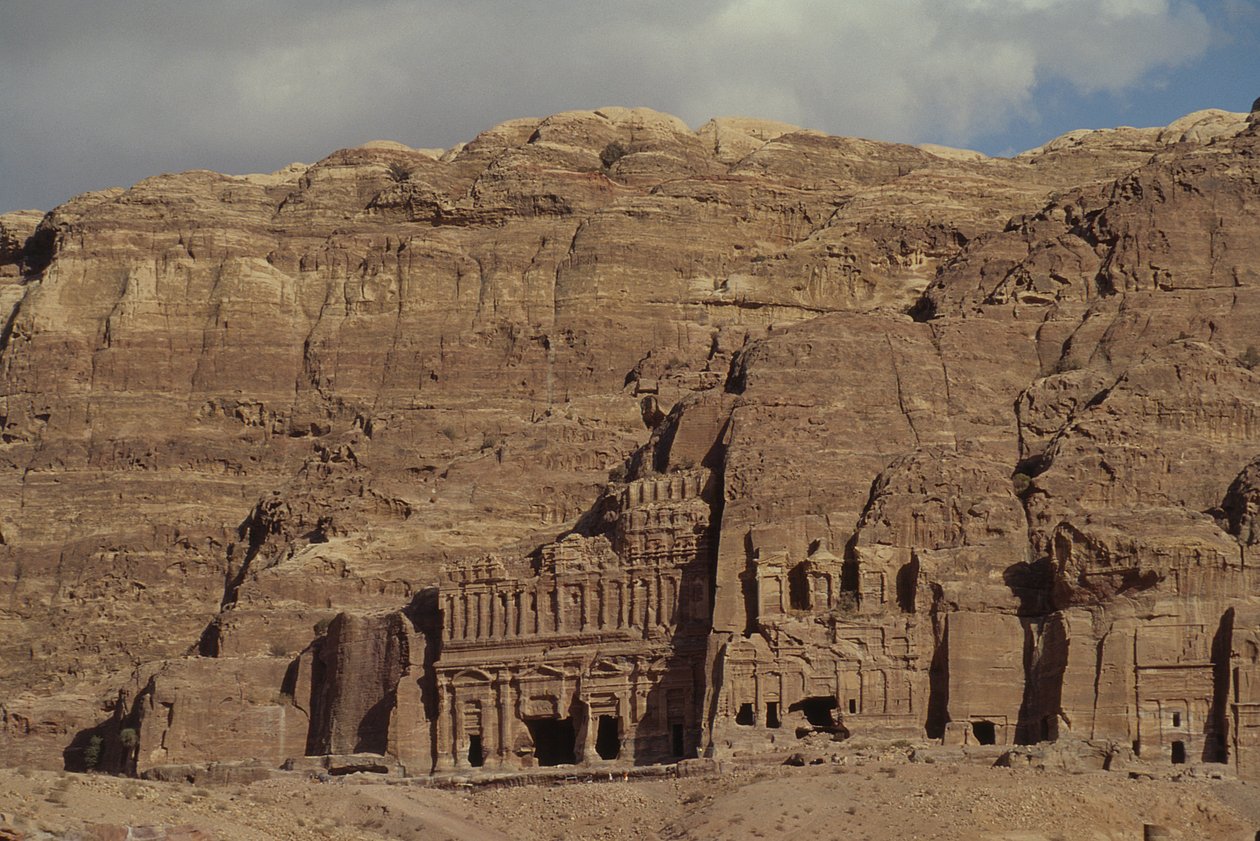 जेबेल अल-खुब्था द्वारा Nabatean
