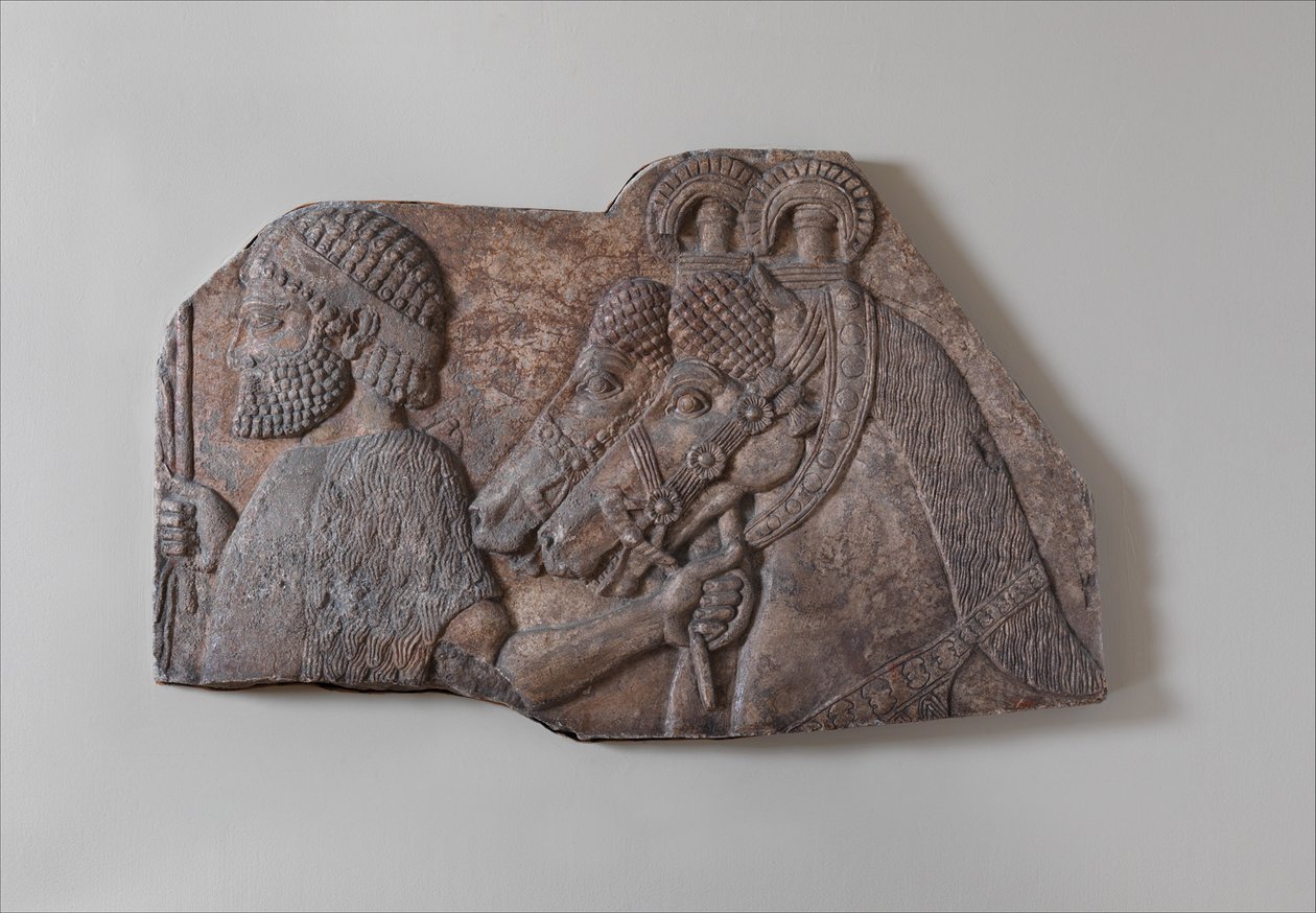 एक सहायक जुलूस में विदेशी दूल्हा, c.721-05 ईसा पूर्व (जिप्सम अलाबास्टर) द्वारा नव असीरियन नियो असीरियन