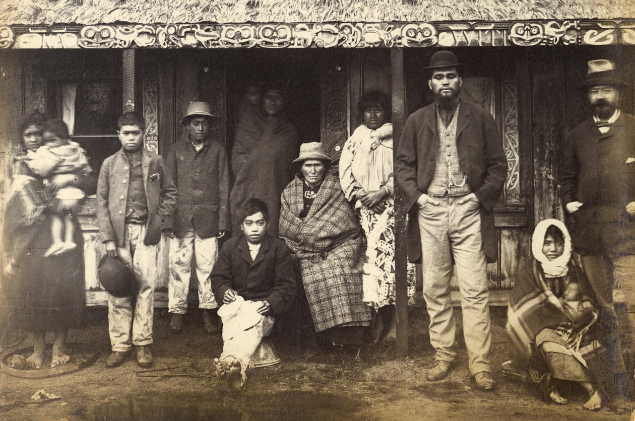 ते विएरोआ और अन्य के शरणार्थी, 1886 (एल्बम प्रिंट) द्वारा न्यू जैंडर फोटोग्राफर