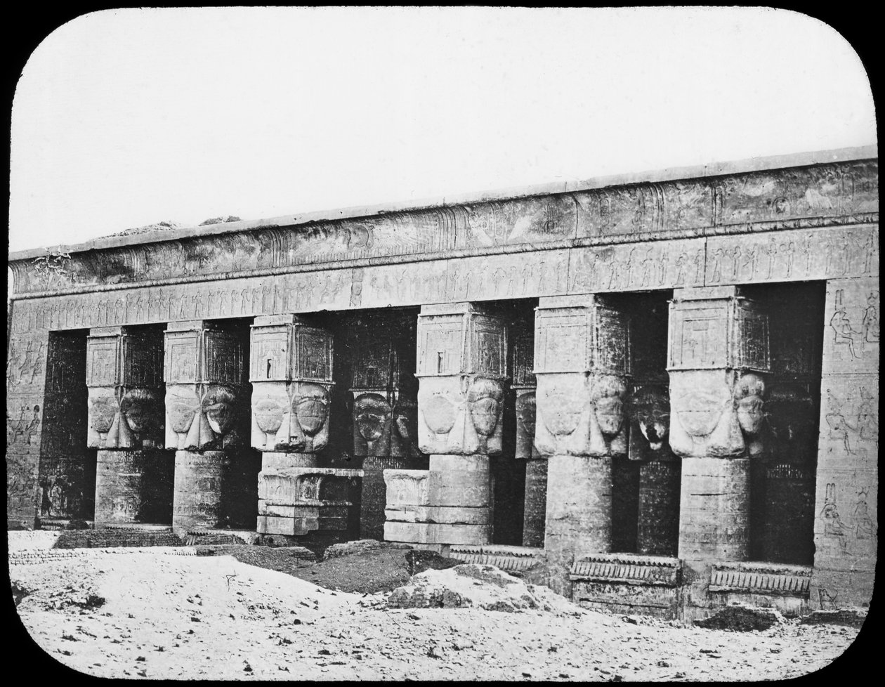 हैथोर, डेंडेरा, मिस्र का मंदिर, c1890। द्वारा न्यूटन और सह