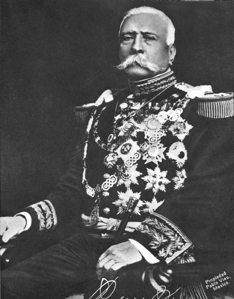 मेक्सिको के पोर्फिरियो डियाज़, c.1910 (bw फोटो) द्वारा पाब्लो वायाु