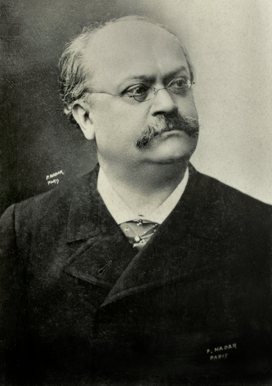  द्वारा पॉल नादर