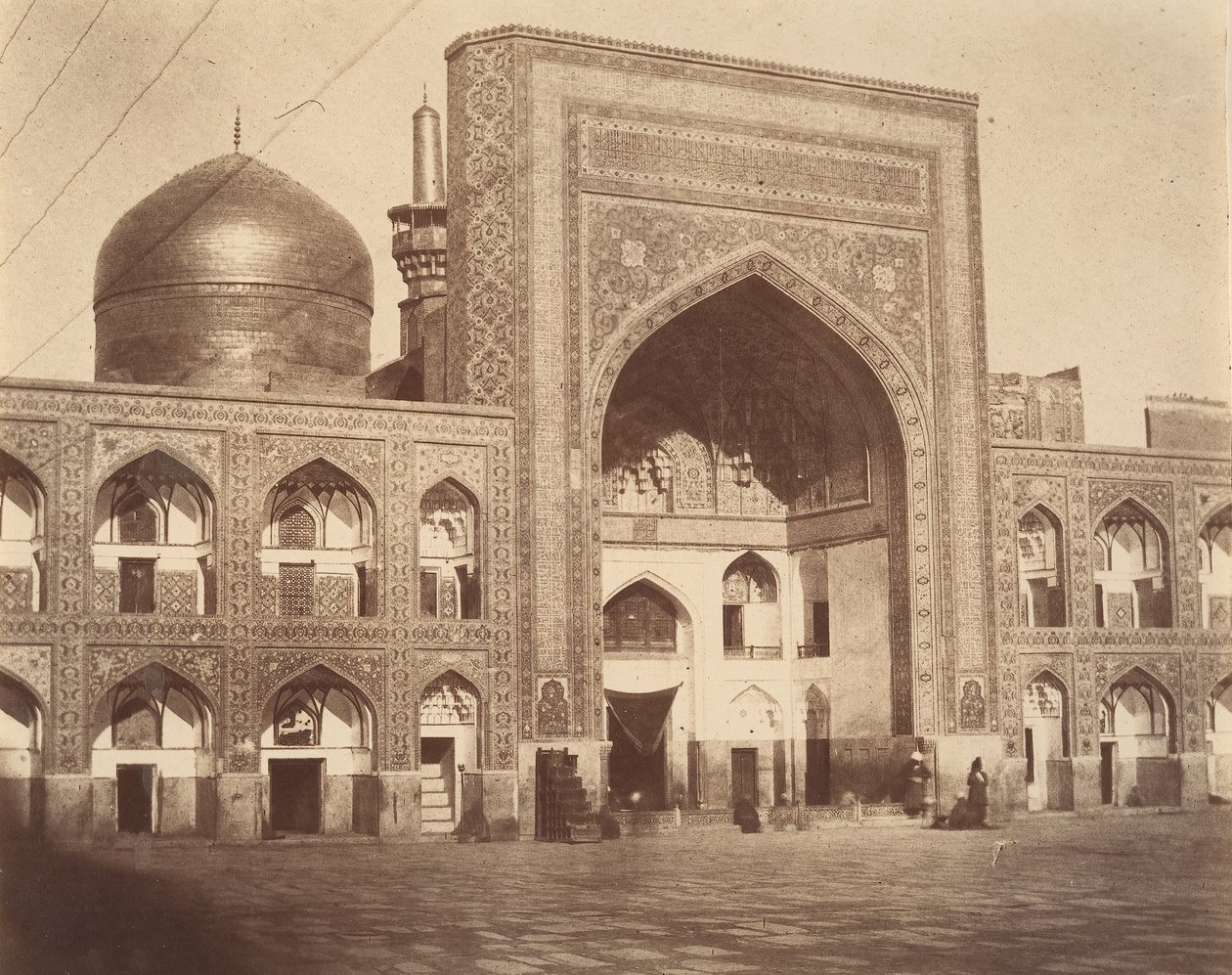 [इमाम रिज़ा, मशहद, ईरान का मुख्य द्वार], 1850। द्वारा संभवतः लुइगी पेस द्वारा।