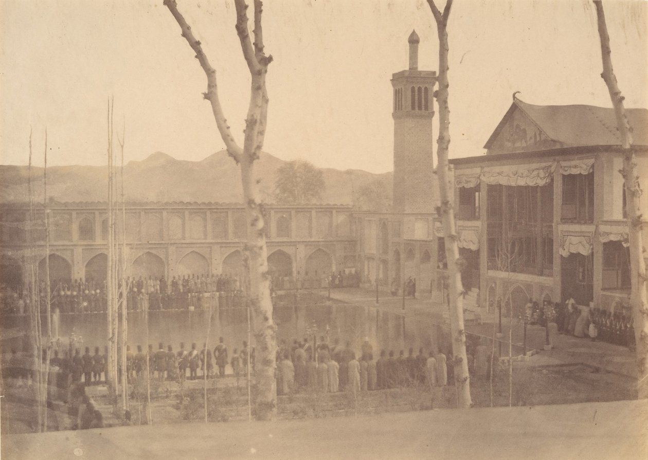 [शाह का महल, शाहफेटे डी सलाम, तेहरान, ईरान को सम्मान देते हुए [वही ..., 1840-60 के दशक। द्वारा संभवतः लुइगी पेस द्वारा।