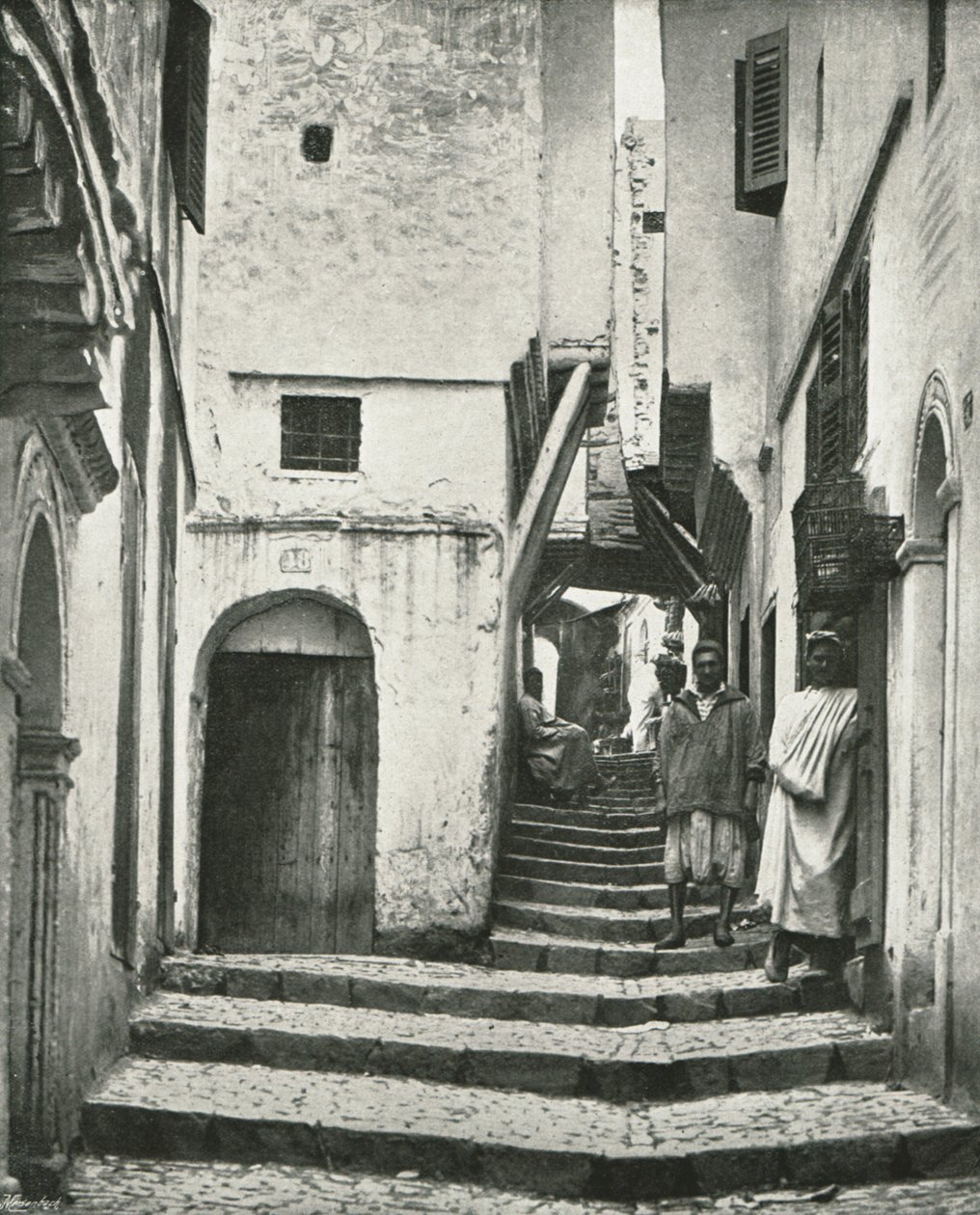 द रू दे ला कस्बा, अल्जीयर्स, अल्जीरिया, 1895। द्वारा पोल्टन और सह