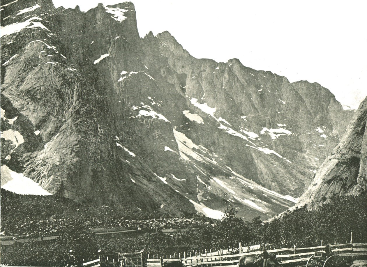 ट्रोलटिंडेन पर्वत, होर्गहेम, नॉर्वे, 1895। द्वारा पोल्टन और सह