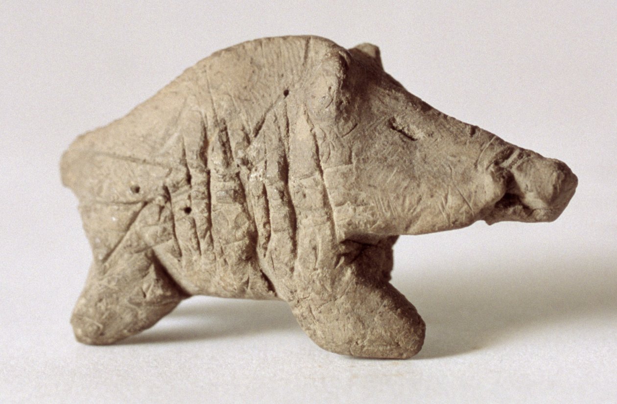 तपेह सरब, ईरान, c.6th सहस्राब्दी ईसा पूर्व (मिट्टी) से एक छोटी सूअर की मूर्ति द्वारा प्रागैतिहासिक