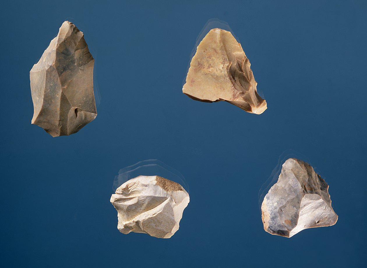 चार उपकरण, 35000-10000 ईसा पूर्व (पत्थर) द्वारा प्रागैतिहासिक