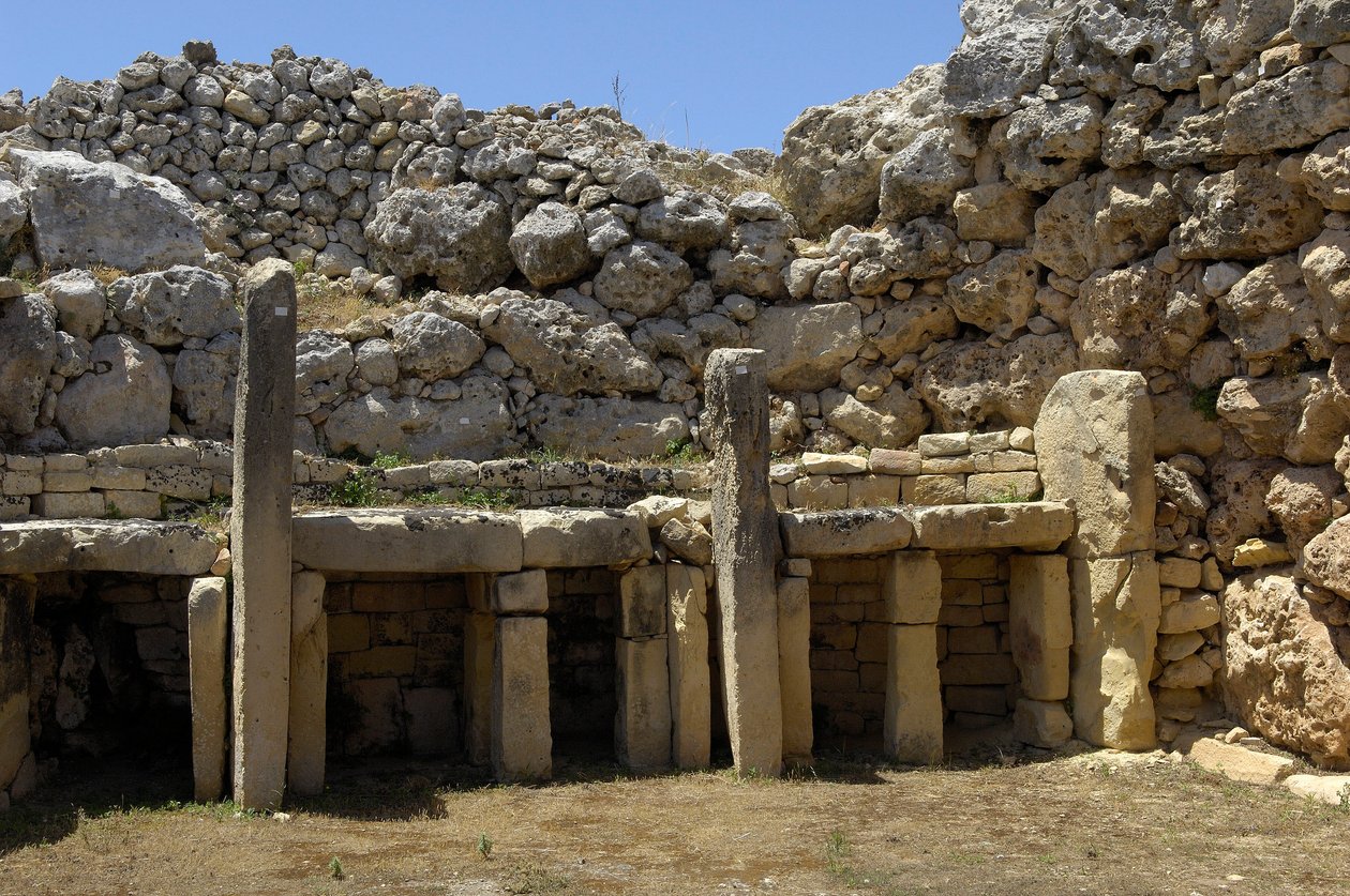 प्रागितिहास: गगन्तिजा के महापाषाण मंदिर का दृश्य, नवपाषाण काल (3500-2600 ईसा पूर्व), गोजो द्वीप, माल्टा (फोटो) द्वारा प्रागैतिहासिक प्रागैतिहासिक
