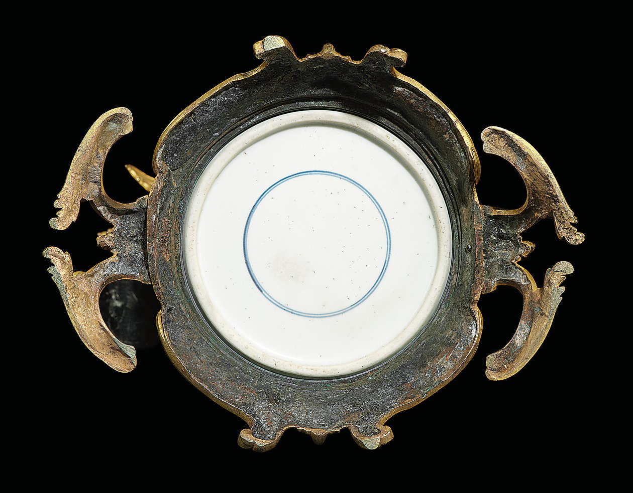 लुईस XV ईवर्स, पोर्सिलेन 1662-1722 की जोड़ी में से एक, c.1745-49 (ऑरमोलु-माउंटेड पोर्सिलेन) mounts द्वारा किंग राजवंश कांग्शी काल चीनी स्कूल