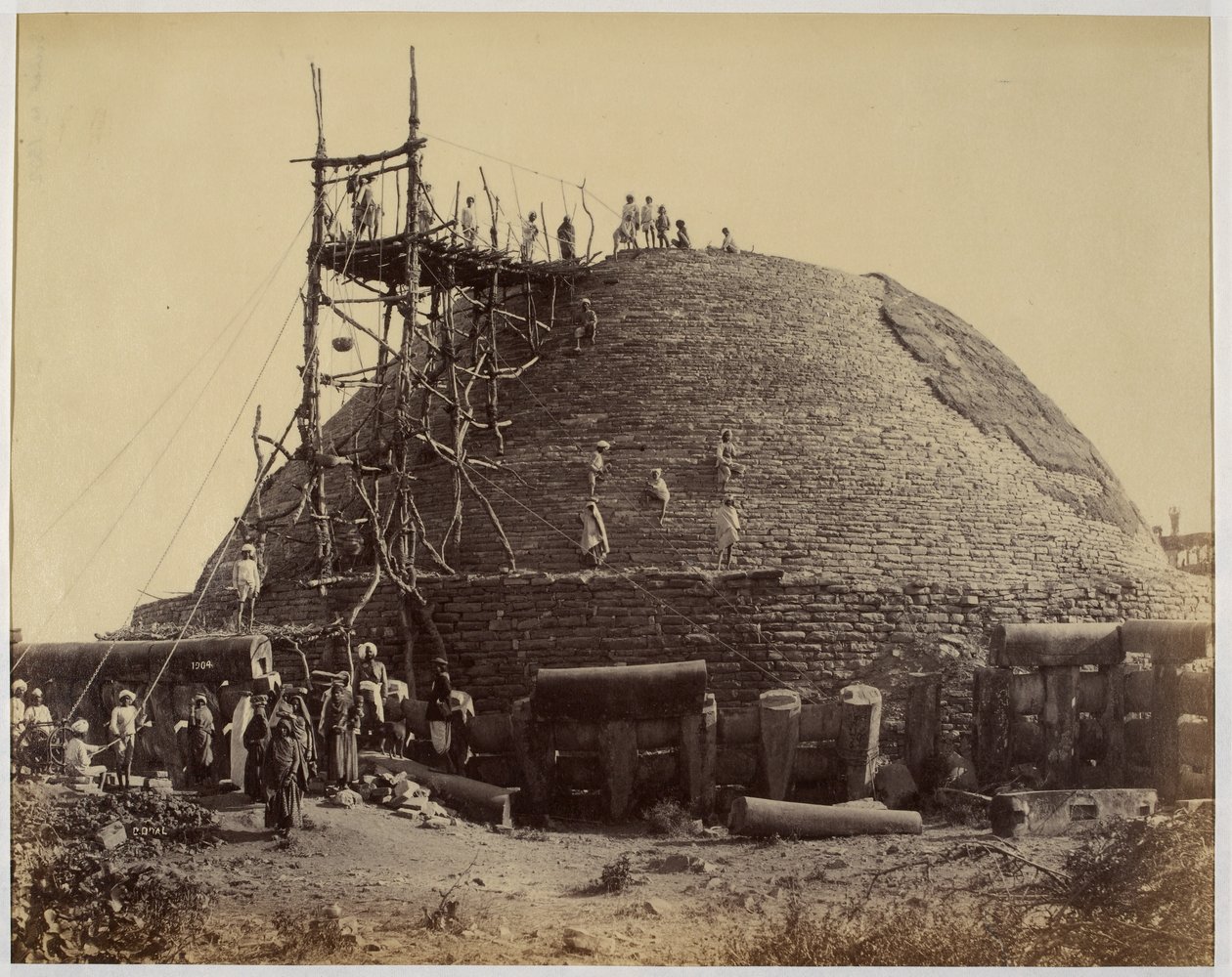  द्वारा राजा दीन दयाल