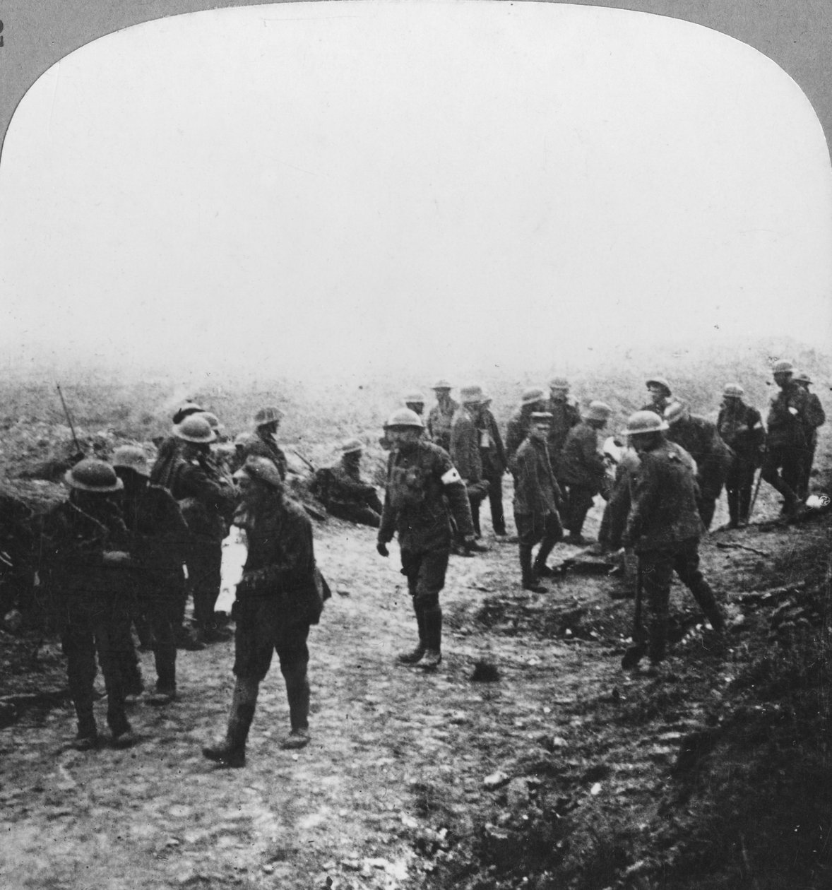 मेनिन रोड, Ypres, फ़्लैंडर्स, बेल्जियम, विश्व युद्ध I, c1914-c1818 पर घायलों को शामिल करना द्वारा यथार्थवादी यात्रा प्रकाशक