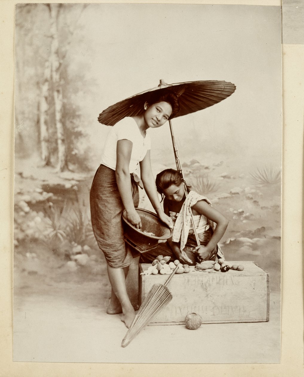 छत्र धारण करने वाली लड़की, 1890 द्वारा रॉबर्ट लेनज़