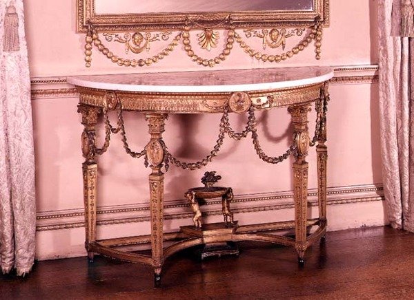 स्कैगिओला टॉप के साथ साइड-टेबल, एडम द्वारा डिज़ाइन किया गया, c.1755 (स्केगियोला) द्वारा रॉबर्ट एडम्सन