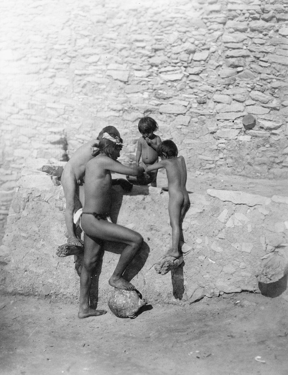 दावत, c.1913 (बी/डब्ल्यू तस्वीर) द्वारा रोलैंड डब्ल्यू रीड
