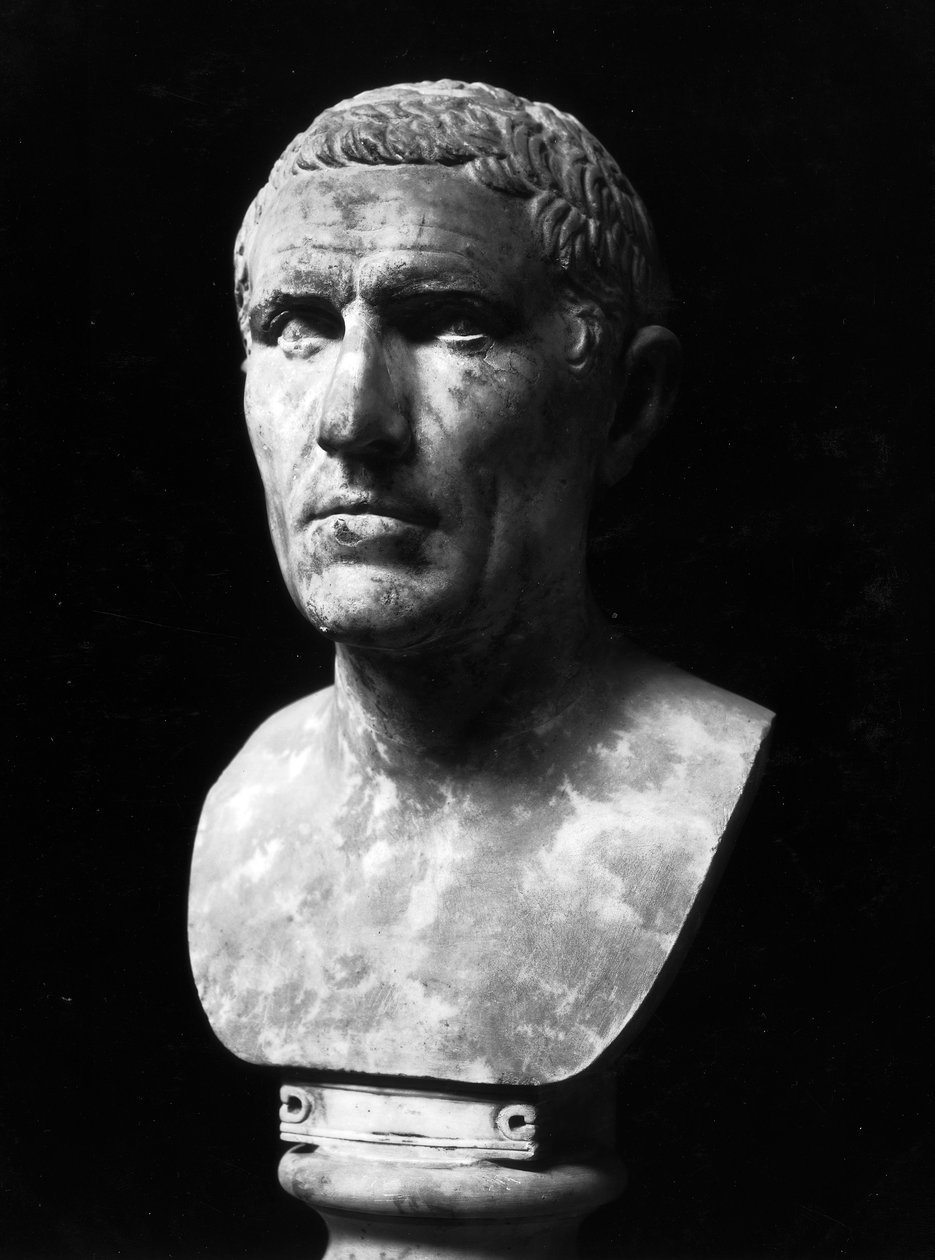 मार्कस क्लॉडियस मार्सेलस का बस्ट (c.268-208BC) (संगमरमर) द्वारा रोमन रोमन