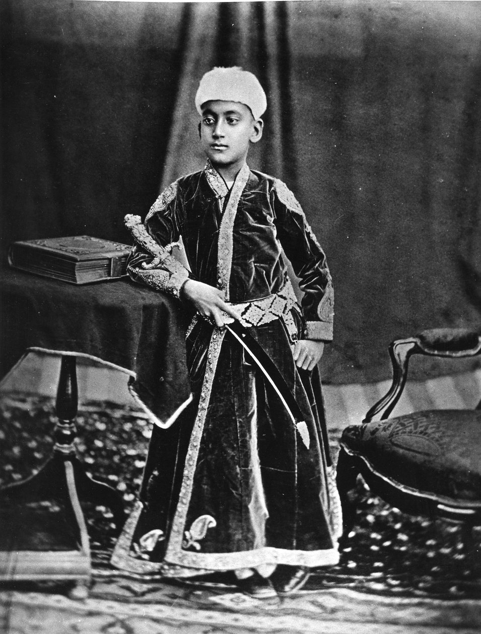 हैदराबाद का निज़ाम, 1877 द्वारा एस। और शेफर्ड, सी। बॉर्न