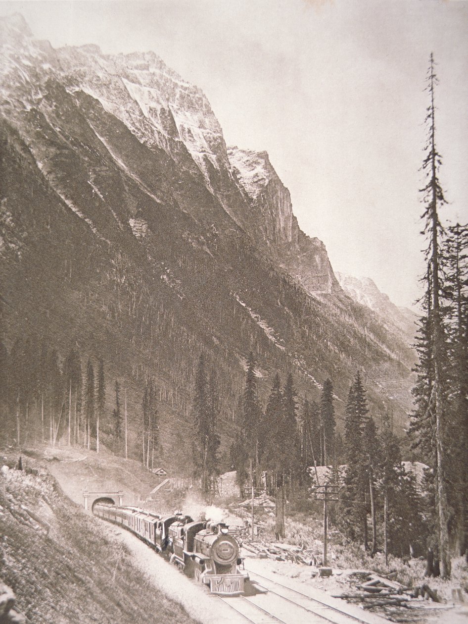 कैनेडियन पैसिफिक रेलवे ट्रेन, c.1925 (b/w फोटो) द्वारा स्कूल कैनेडियन