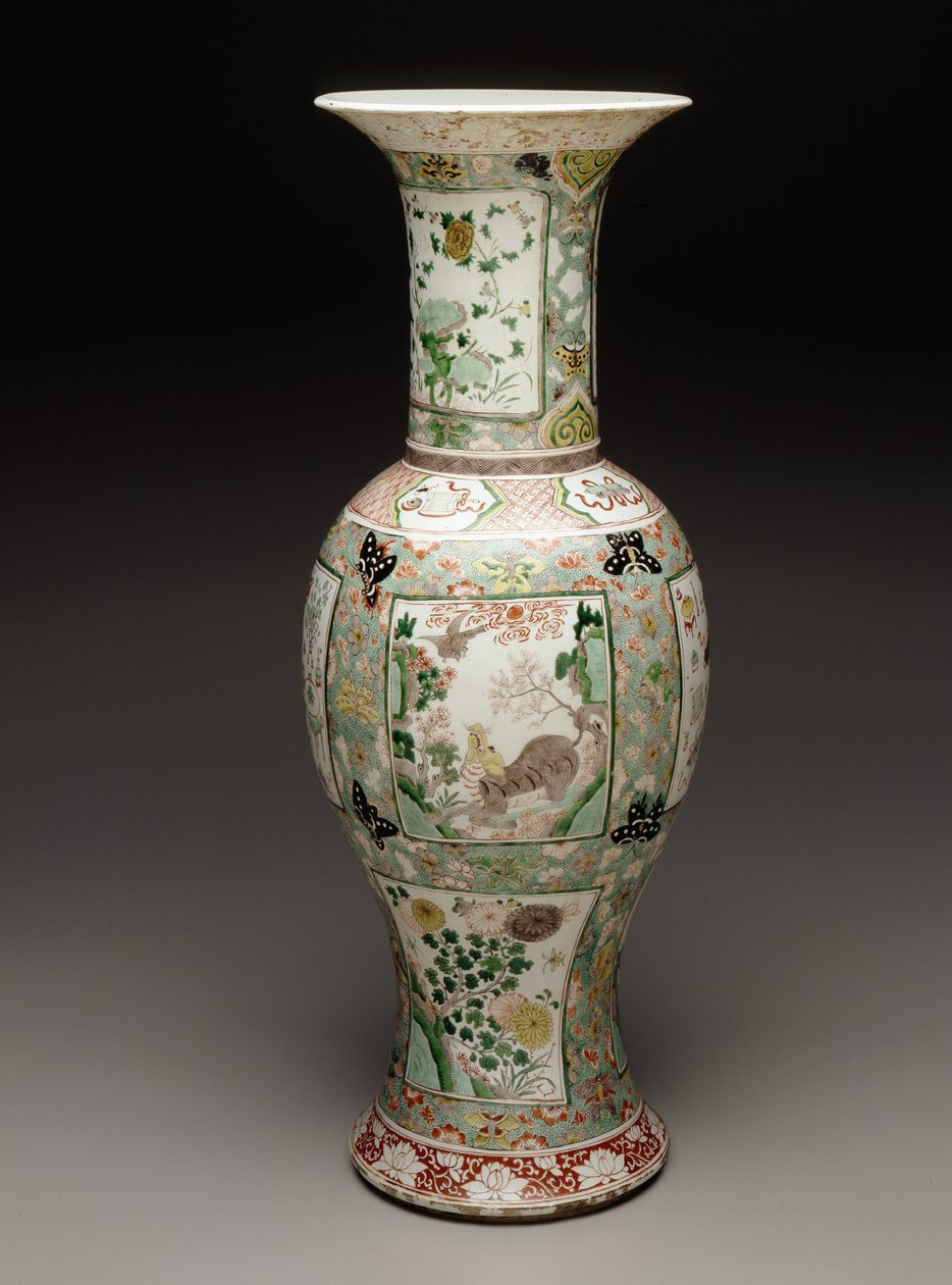 फूलदान, c.1700 (चीनी मिट्टी के बरतन और तामचीनी) द्वारा स्कूल चीनी