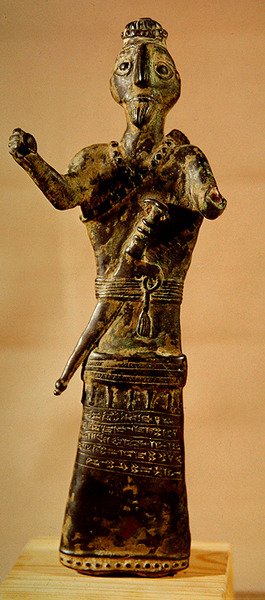 एक योद्धा की मूर्ति, c.1200 ईसा पूर्व (कांस्य) द्वारा स्कूल फ़ारसी