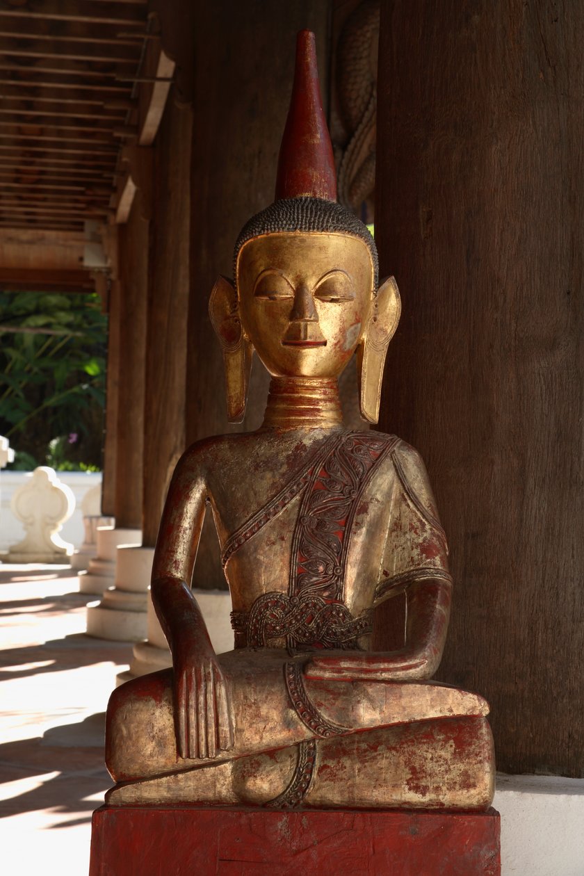 थाई लू बुद्ध (कांस्य) द्वारा स्कूल थाई