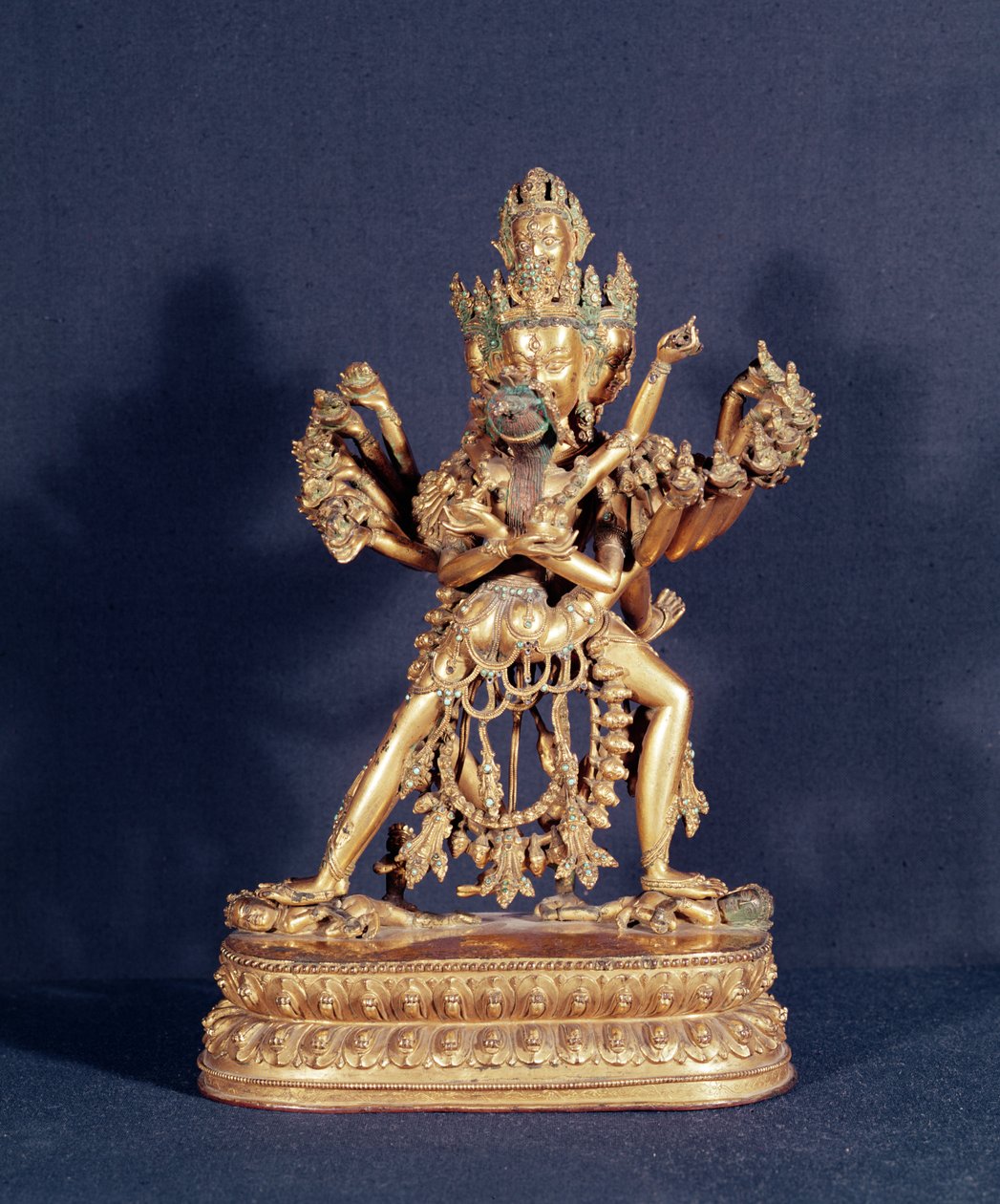 हेवजरा और नैरात्म्य (सिल्वर इनले के साथ गिल्ट ब्रॉन्ज) द्वारा स्कूल तिब्बती