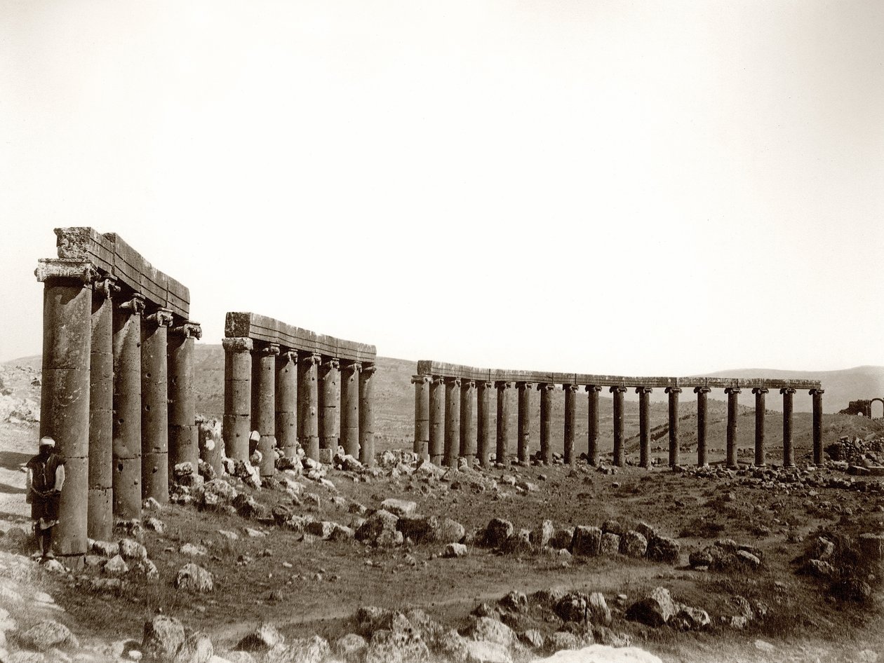 उत्तर पश्चिम, जेरश, 1867 से अंडाकार स्तम्भ पियाजा द्वारा सार्जेंट हेनरी फिलिप्स